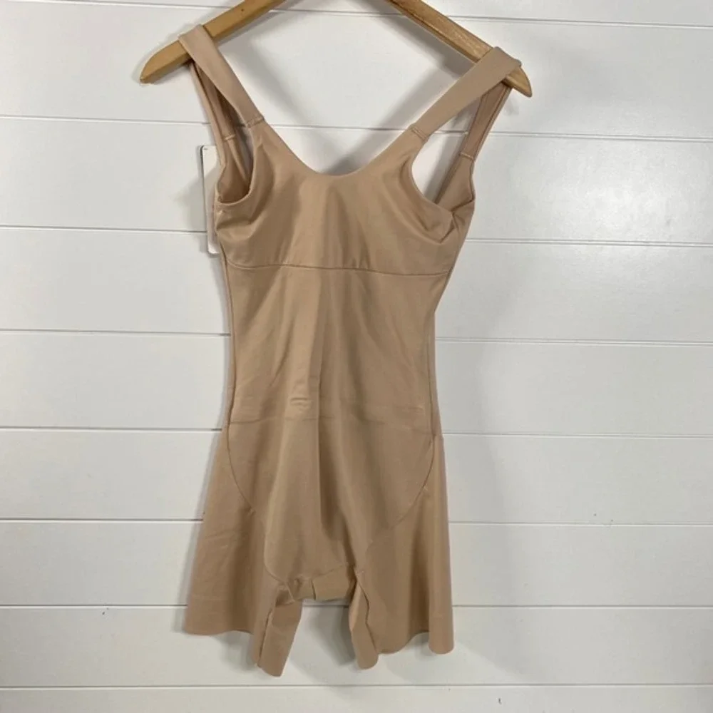 Total Comfort Womens Shape Away Extra Firm Control‎ Torsette Thigh Shapewear M